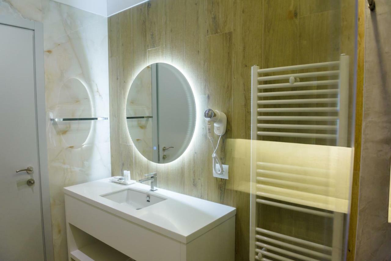 Hotel One Vlorë Exteriér fotografie